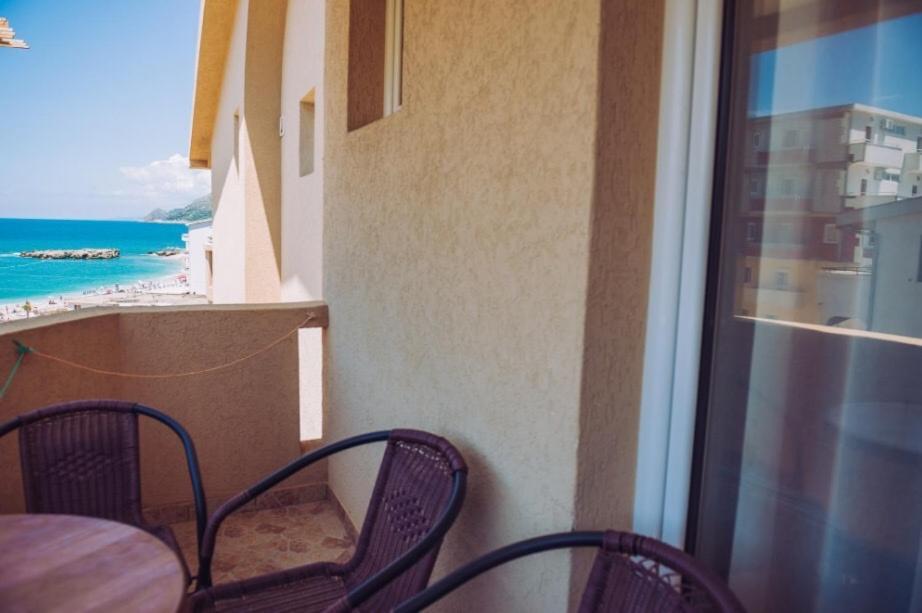 Apartmani Lasta Dobra Voda Exteriér fotografie