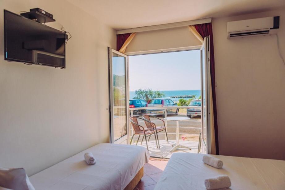 Apartmani Lasta Dobra Voda Exteriér fotografie